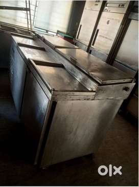 Cooling Equipment | Under counter chiller |2 Door | 300 Ltr | Hoshizak