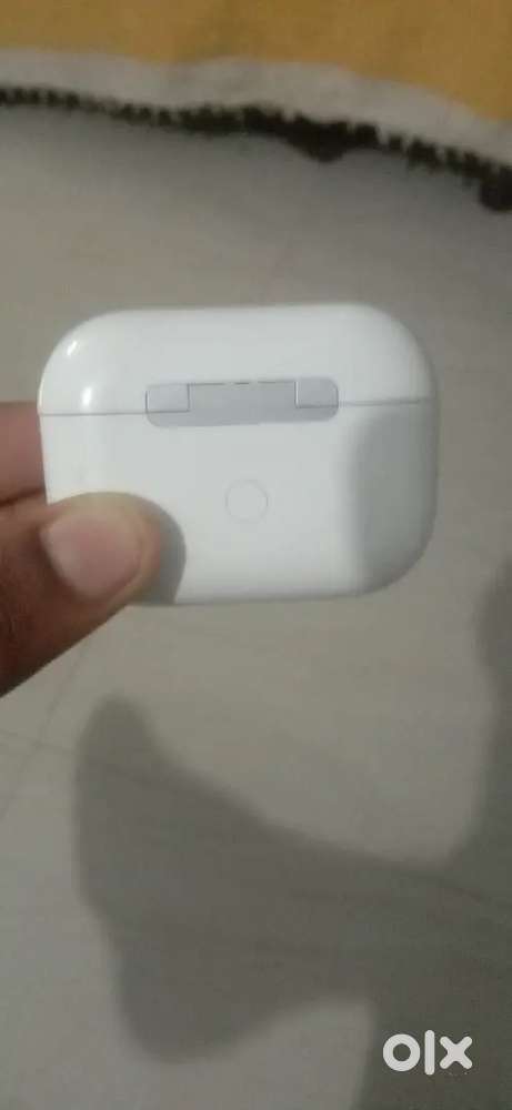 Apple ear buds air