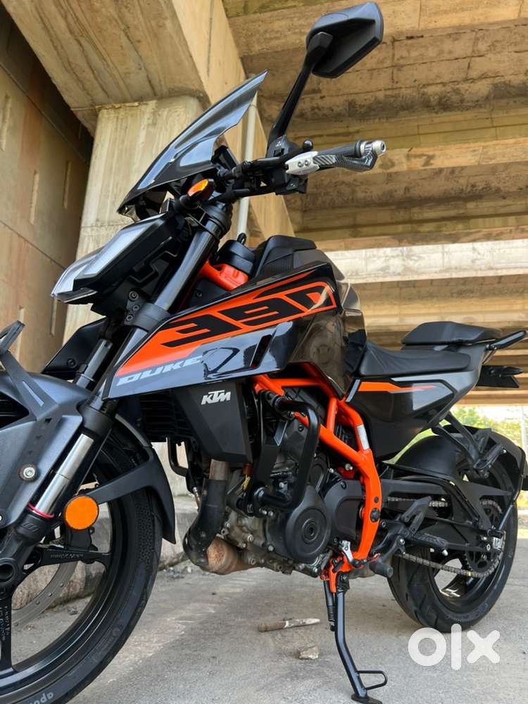 Ktm duke 390 (2025 model 4 month old )
