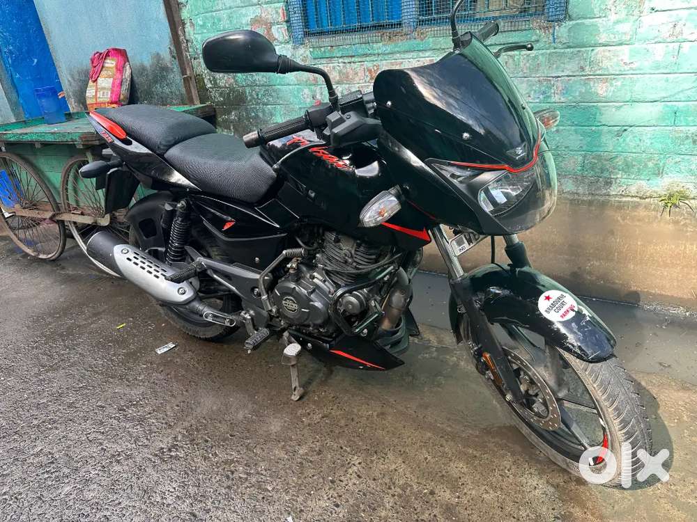 Bajaj pulsar 125 cc good candistation