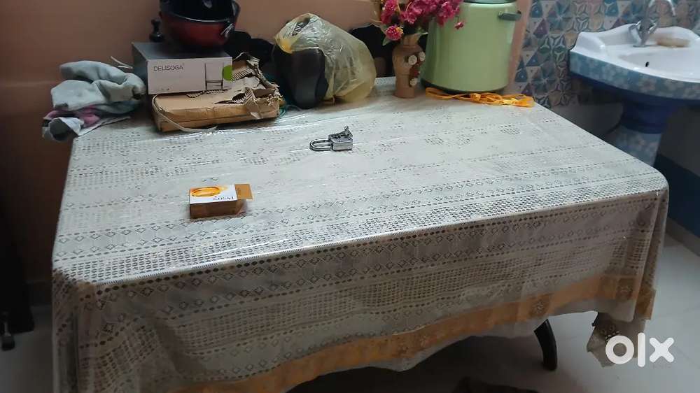 Dinning table