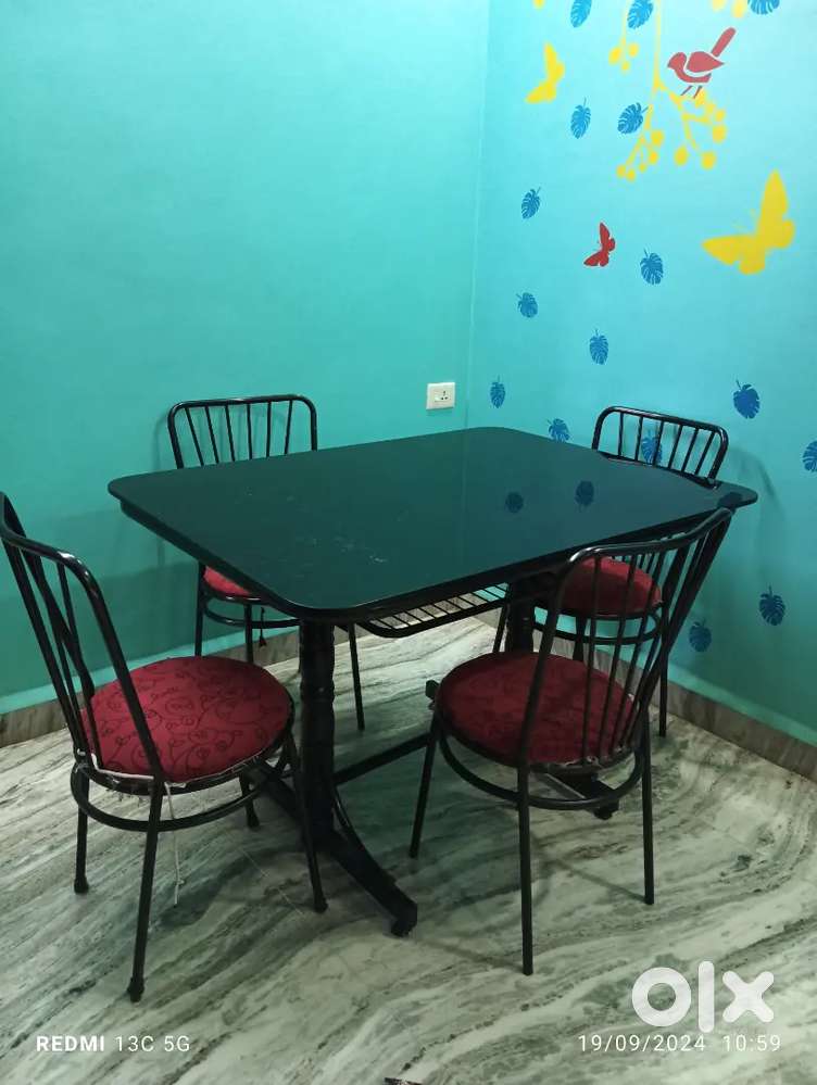 Dinning table