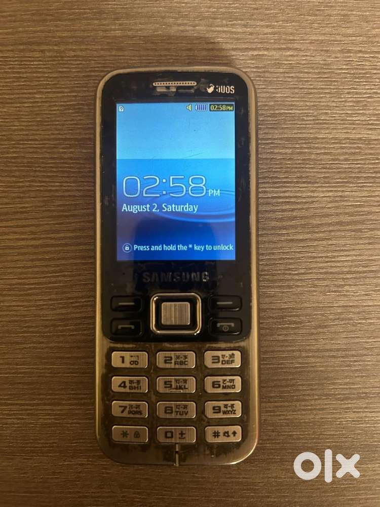 Samsung Featured Phone In Good Condition