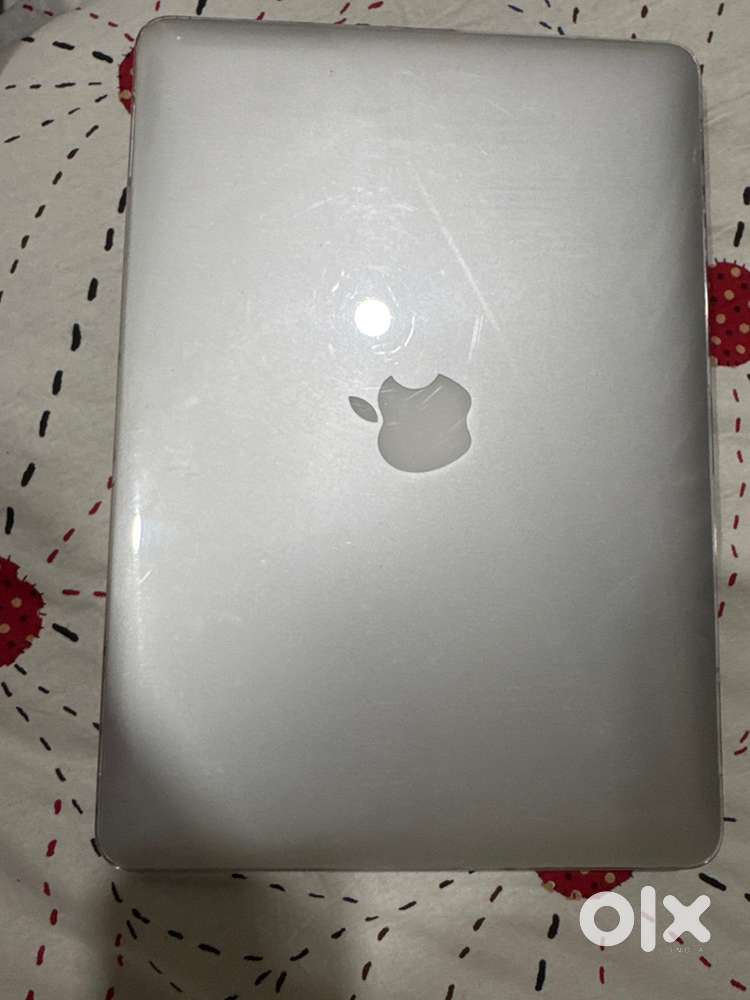 Macbook Air 2018  Silver Color  128 gb