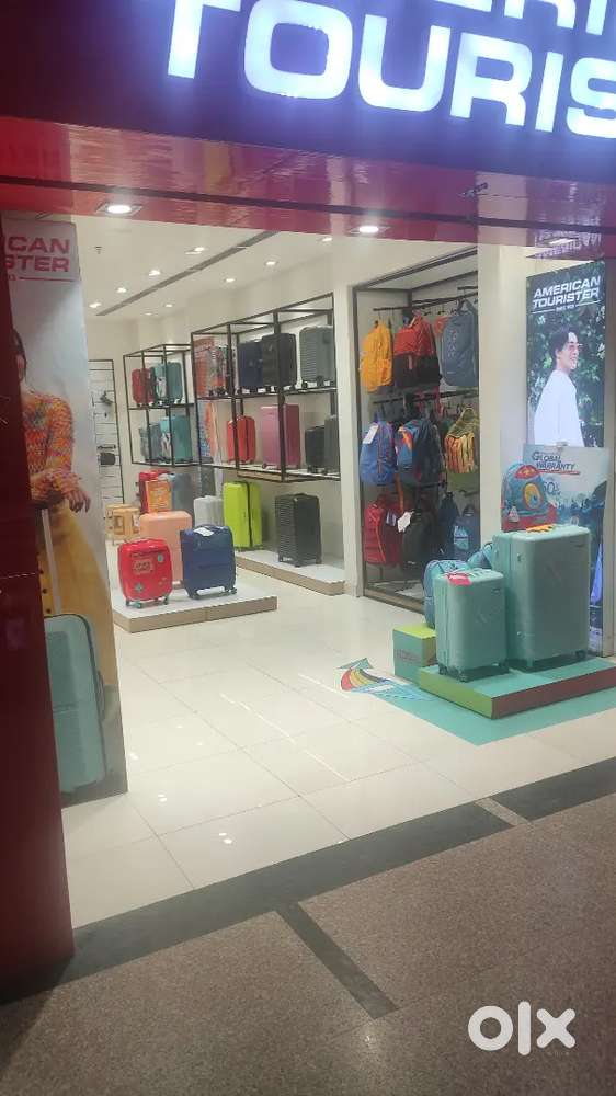 Showroom in EDM mall kaushambi for sale