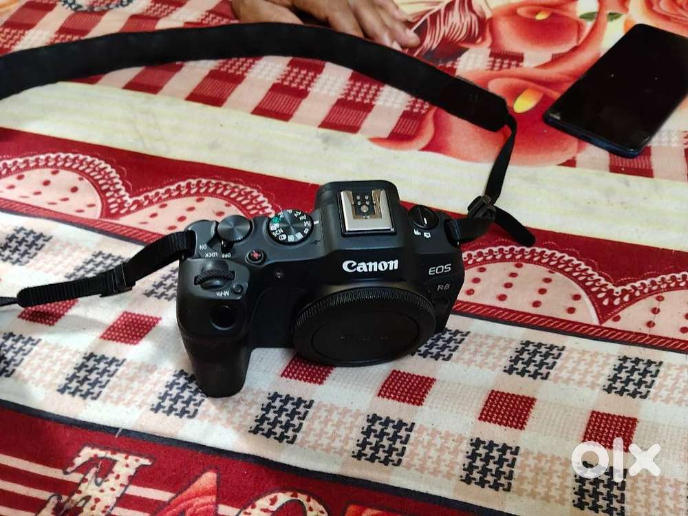 Canon EOS R8 Mirrorless Digital Camera (Full-Frame) With Lens.