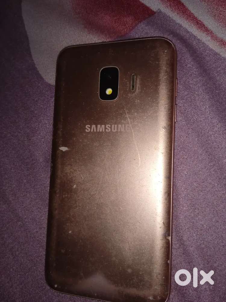 Good phone no problem ok condition