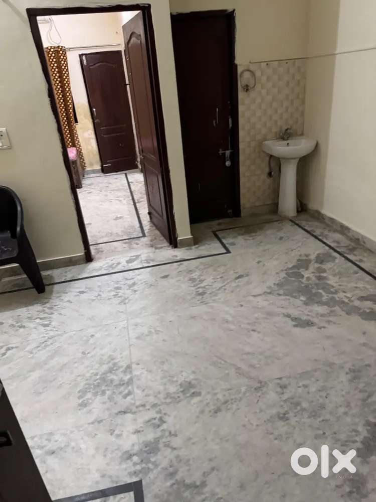 1 BHK available for rent fully independent