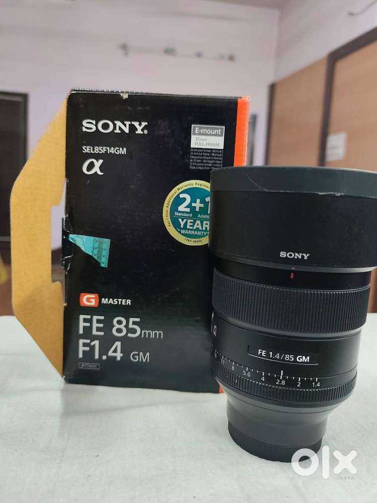 sony 85mm f 1.4 g master lens