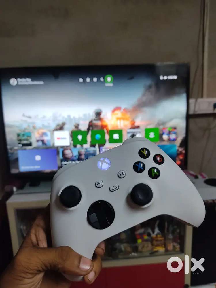 Xbox series s 512gb in brand new condition