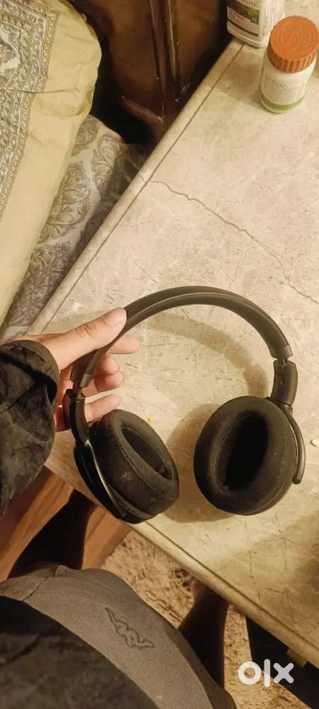 Senhiser headphones HD 4.40BT