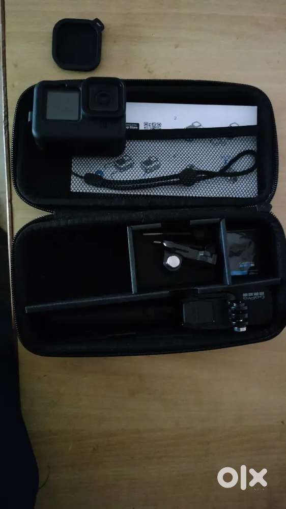 GoPro Hero 10 Vlogging Kit - With Extra Battery, Card & Mounts