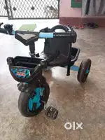 HILTON BAJAJ Tricycle