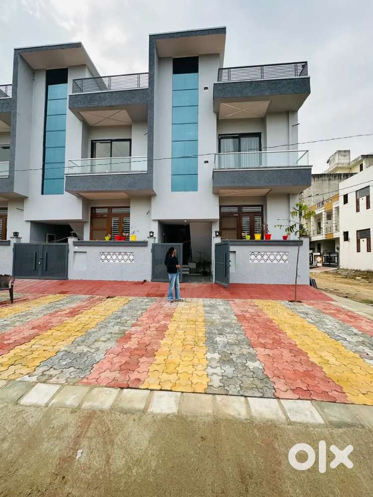 4BHK Luxurious JDA Villa Available On Kalwar Road