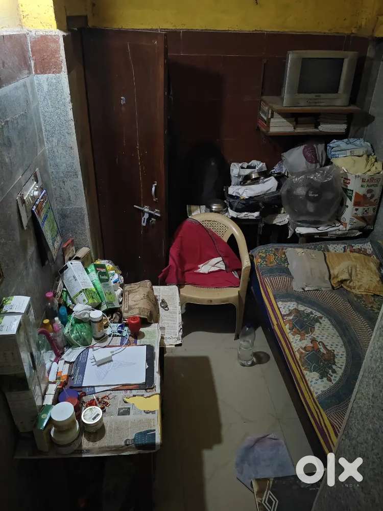 Well furnished room and attached bathroom also inverter connection