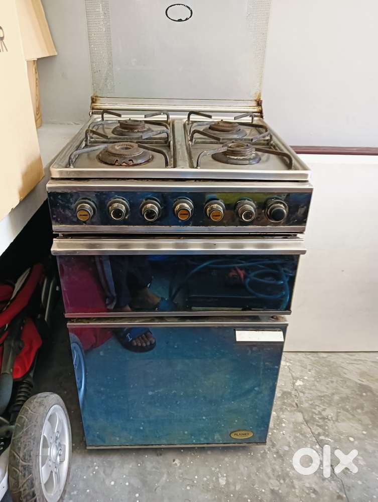 Kitchen stove