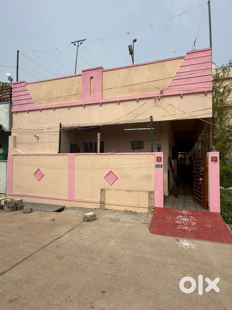 SIMPLE INDIVIDUAL HOUSE