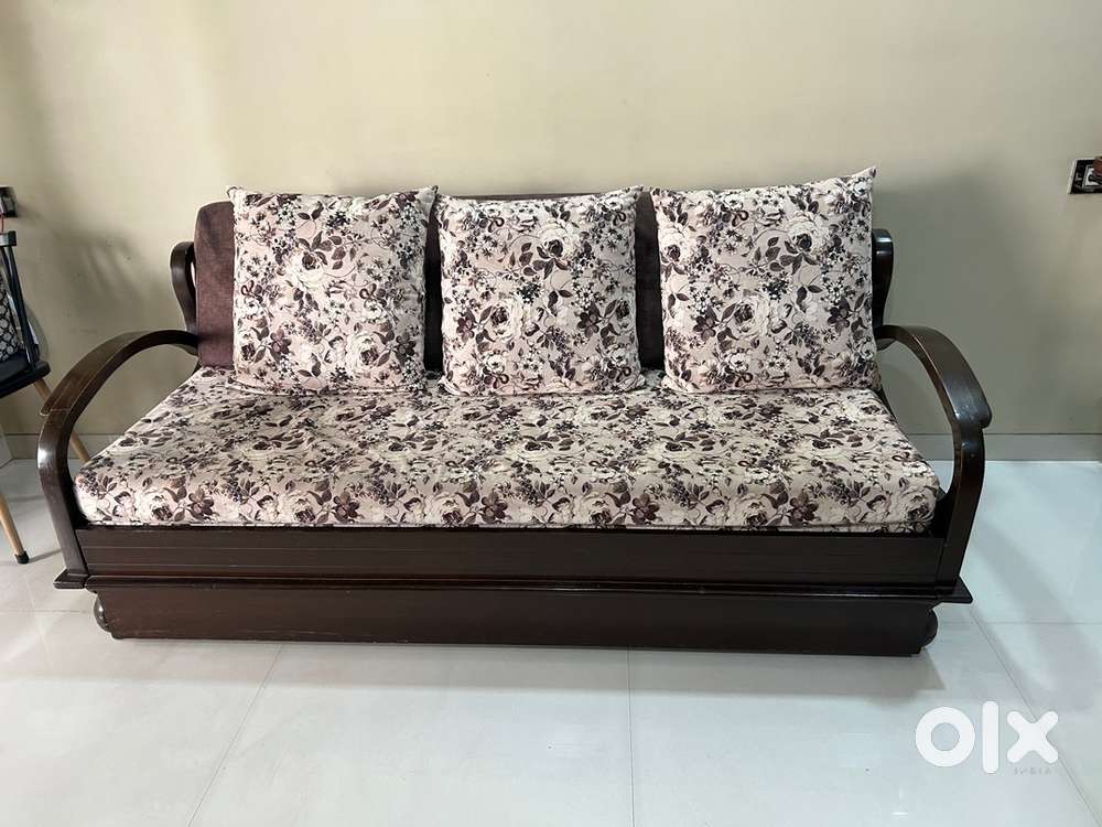  Premium 6x7 Sofa Cum Bed – Pure Saag Wood (Teak)