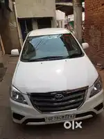 Toyota Innova November 2011 drive 204000 Km 8 Seater Well Maintained
