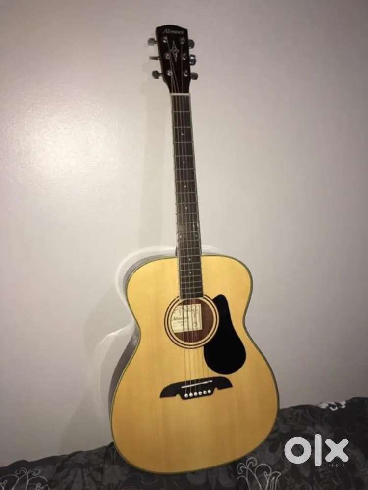 PREMIUM GUITAR TUNED