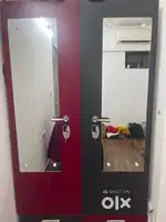 Almari 2 door with keys