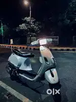 Vespa SXL 125 (TOP MODEL)