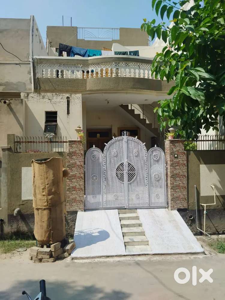 UIT colony house