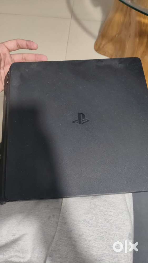 Ps 4 1tb 2 controller ka saht