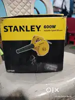 STANLEY 600W Veriable Speed Blower