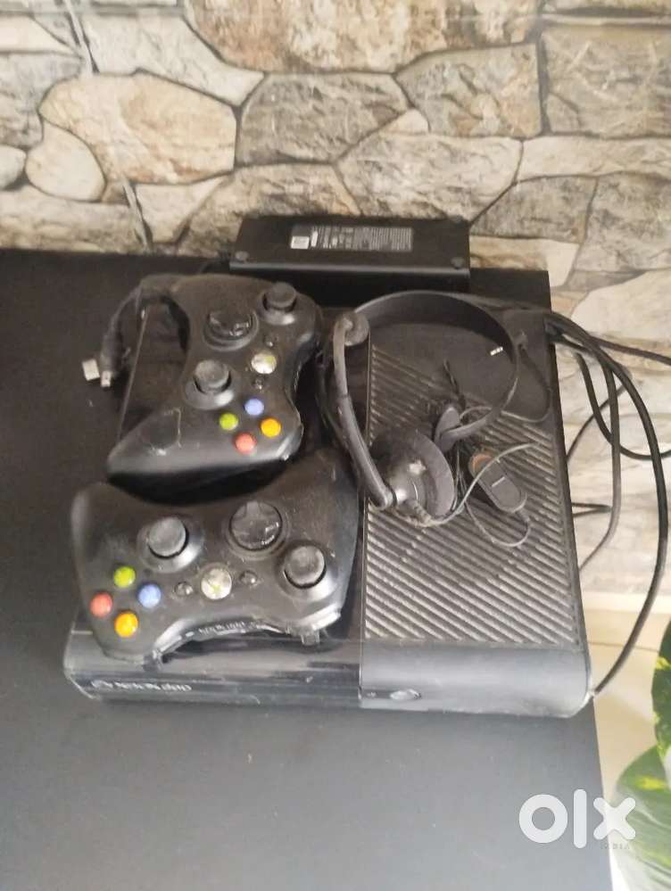 Xbox 360  2 controller headset