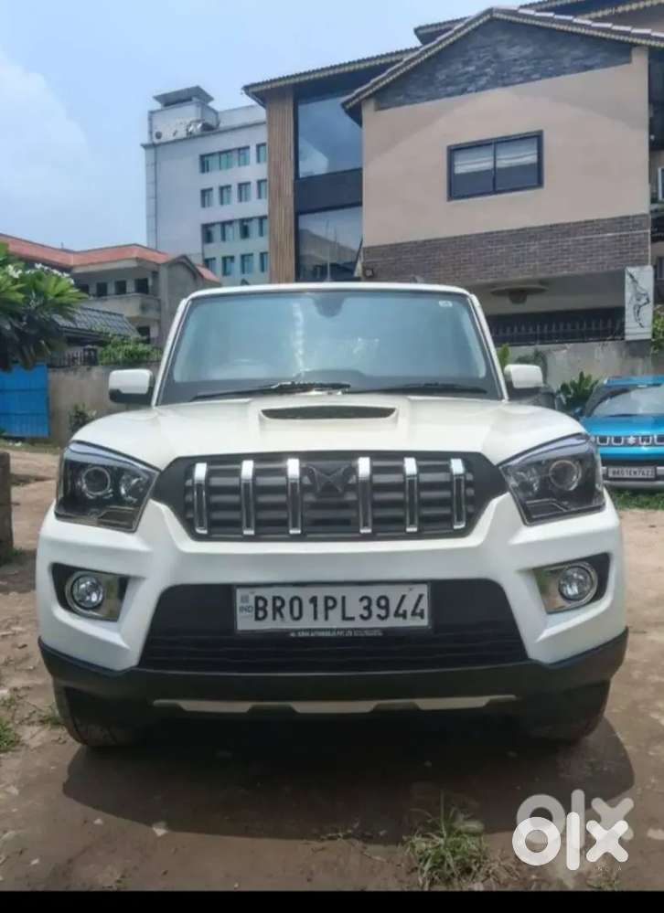 MAI LAGWANE KA 2500 LETA HO 18 DRIVER KI ZARROURAT HAI