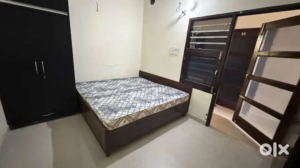 1rk rooms tdi near 74-75 sector ballomajra vr punjab mall airport road