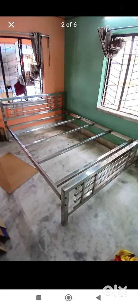 Single bed