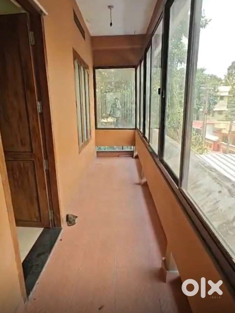 House for rent near choozhampala Muttada