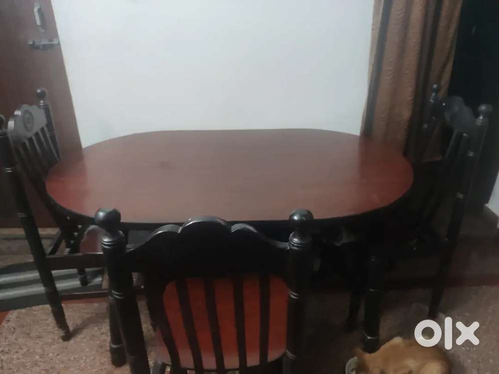 Dinning table