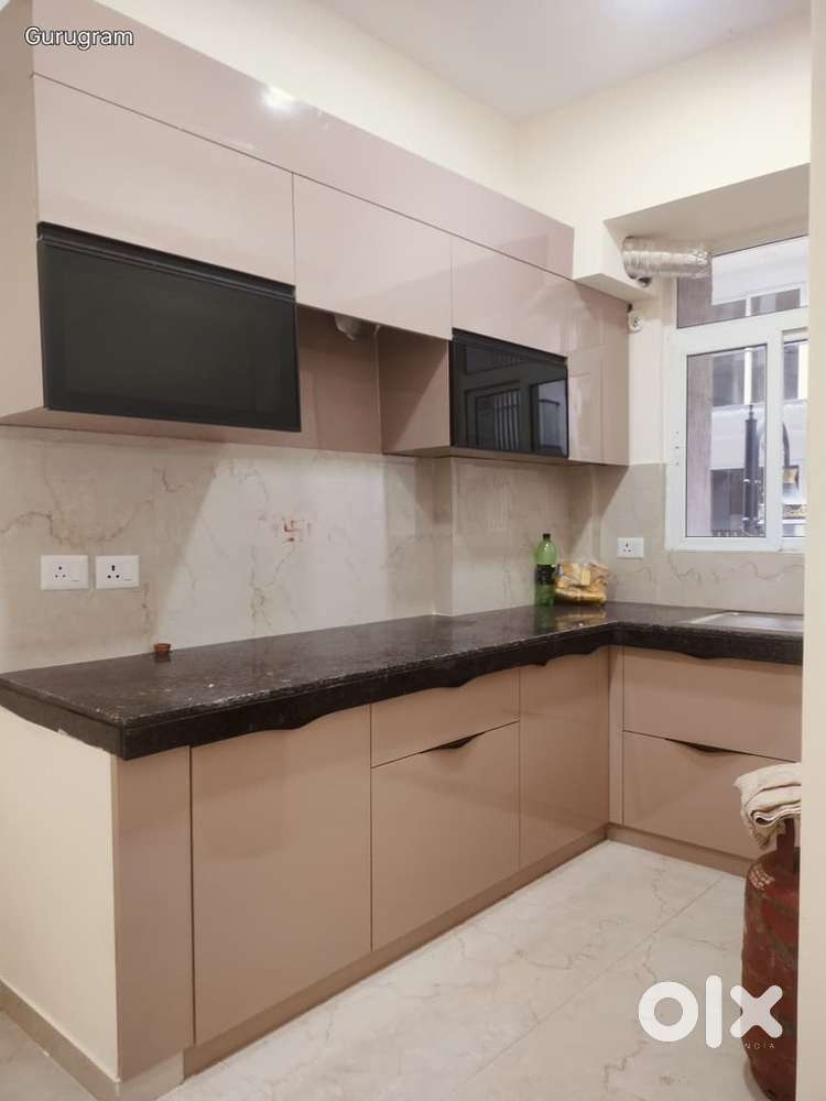 2.5 BHK Rent in Smartworld Gems