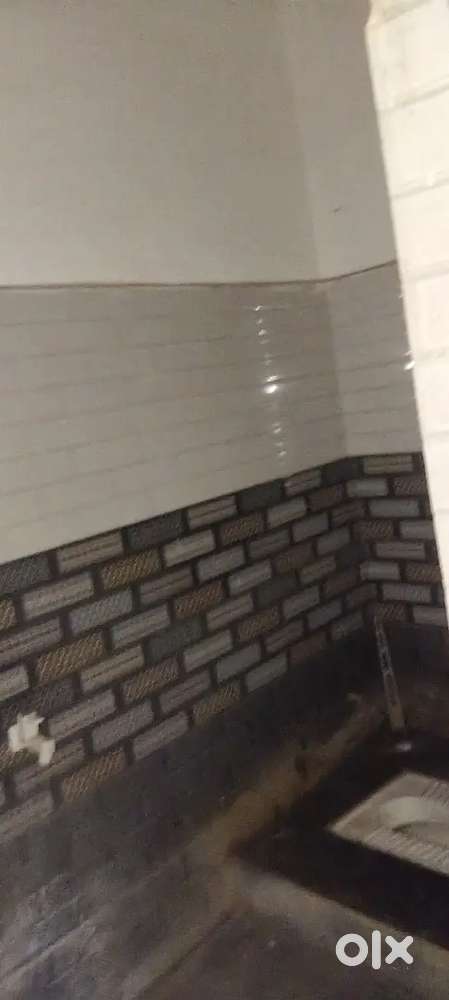 2 ROOM WITH LOBBY AND 1 BATHROOM IN FIRST FLOOR