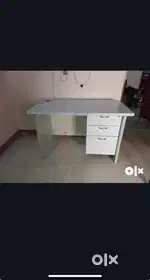 Computer / study table
