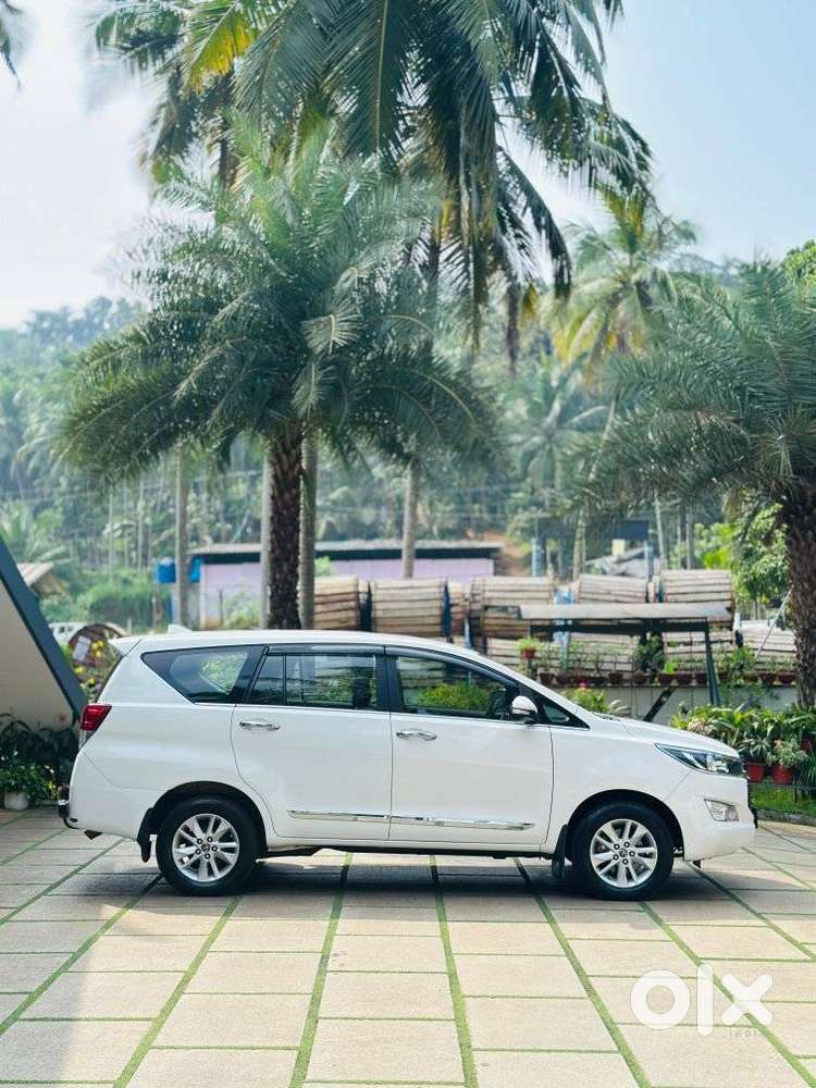Toyota Innova Crysta 2.7 GX MT, 2017, Diesel