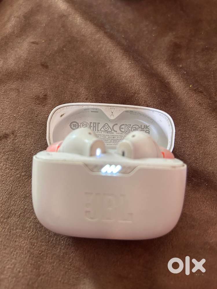 Jbl230nc wireless earbuds