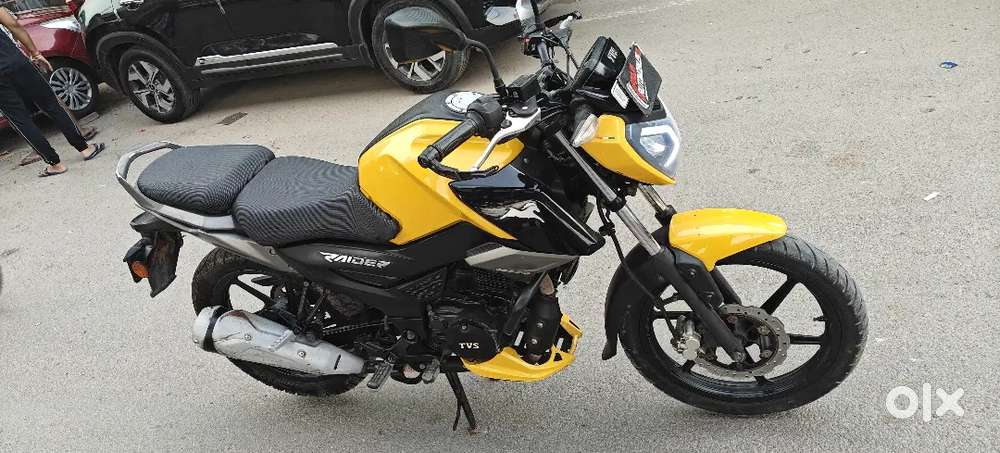 2022 Raider  disc top end model 16500km  finance @9999 down payment