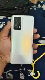 iQOO Z5 8/128 gb