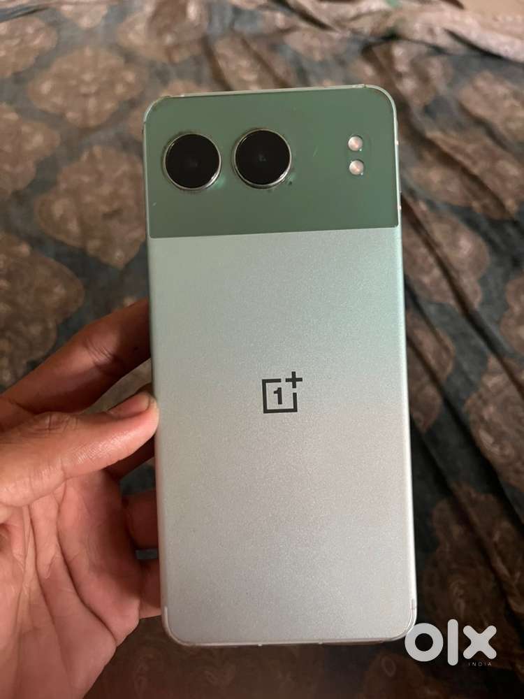 Oneplus nord 4 (8/256)