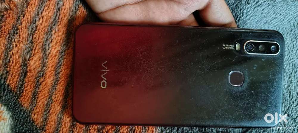 Vivo 1901 4 saal ki hai