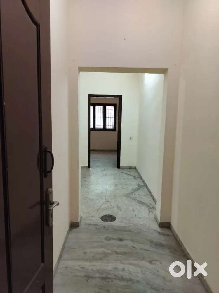 Bachelor women need for sharing (near by tidel park)