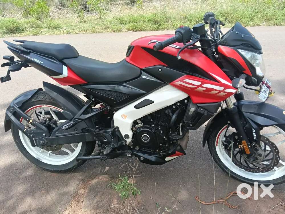 PULSAR NS 200(2021)