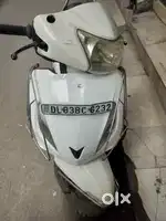Urgent sale scooty near Tilak Nagar metro station