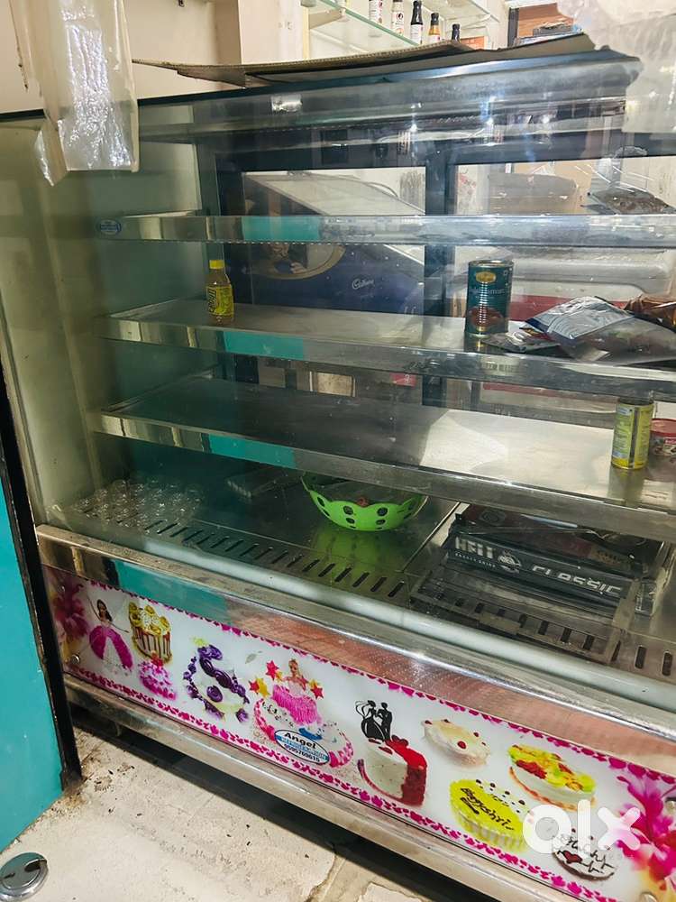 Cake display for sale