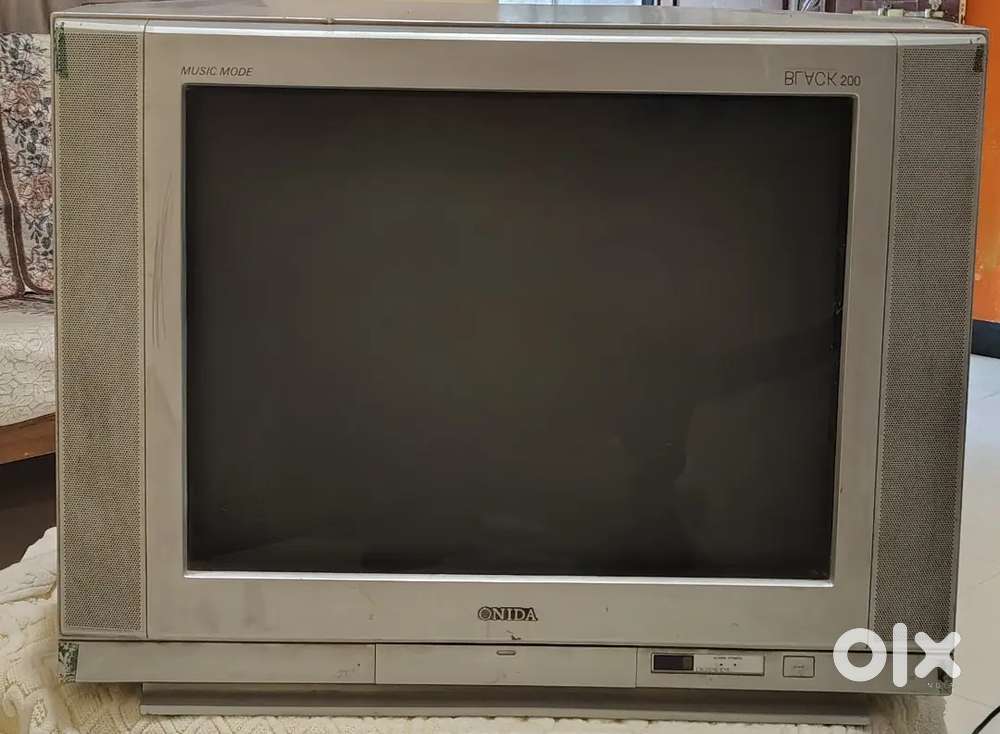 अछा TV आछा दिखता है कोई तपलिक नही अछा आवज