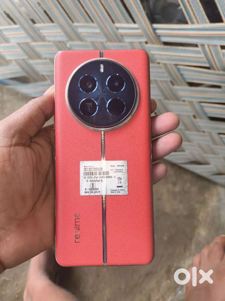 Realme 12 pro + 6 month old phone 12/256